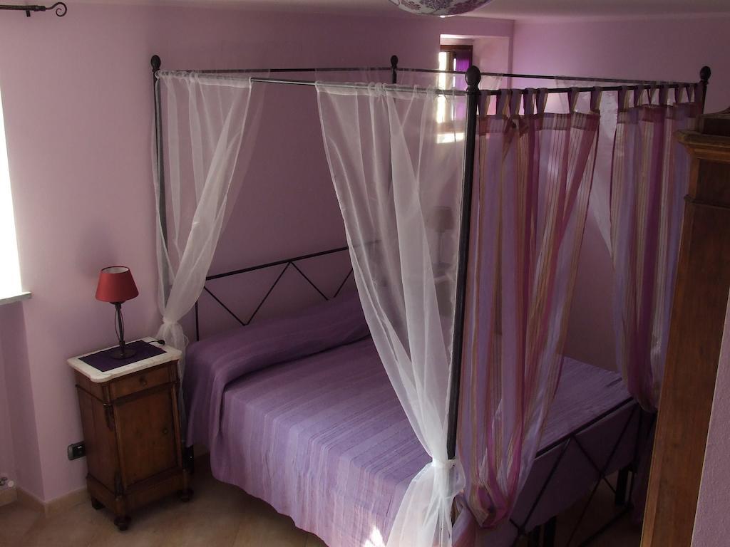 Il Campo Dei Papaveri Bed & Breakfast *